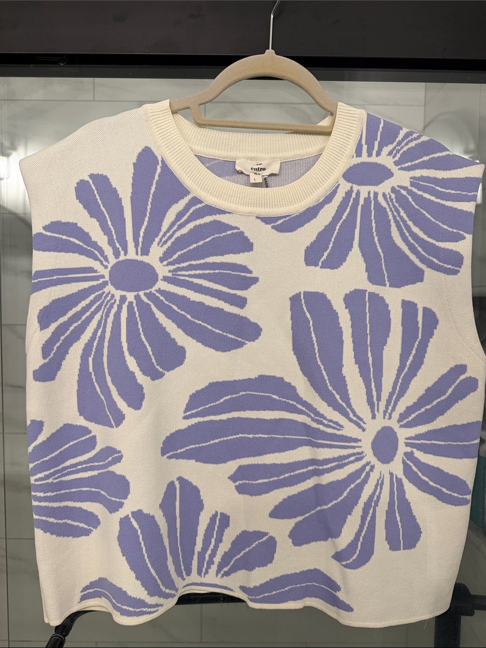 Entro Sleeveless Floral Knit Sweater Vest - Lavender/White